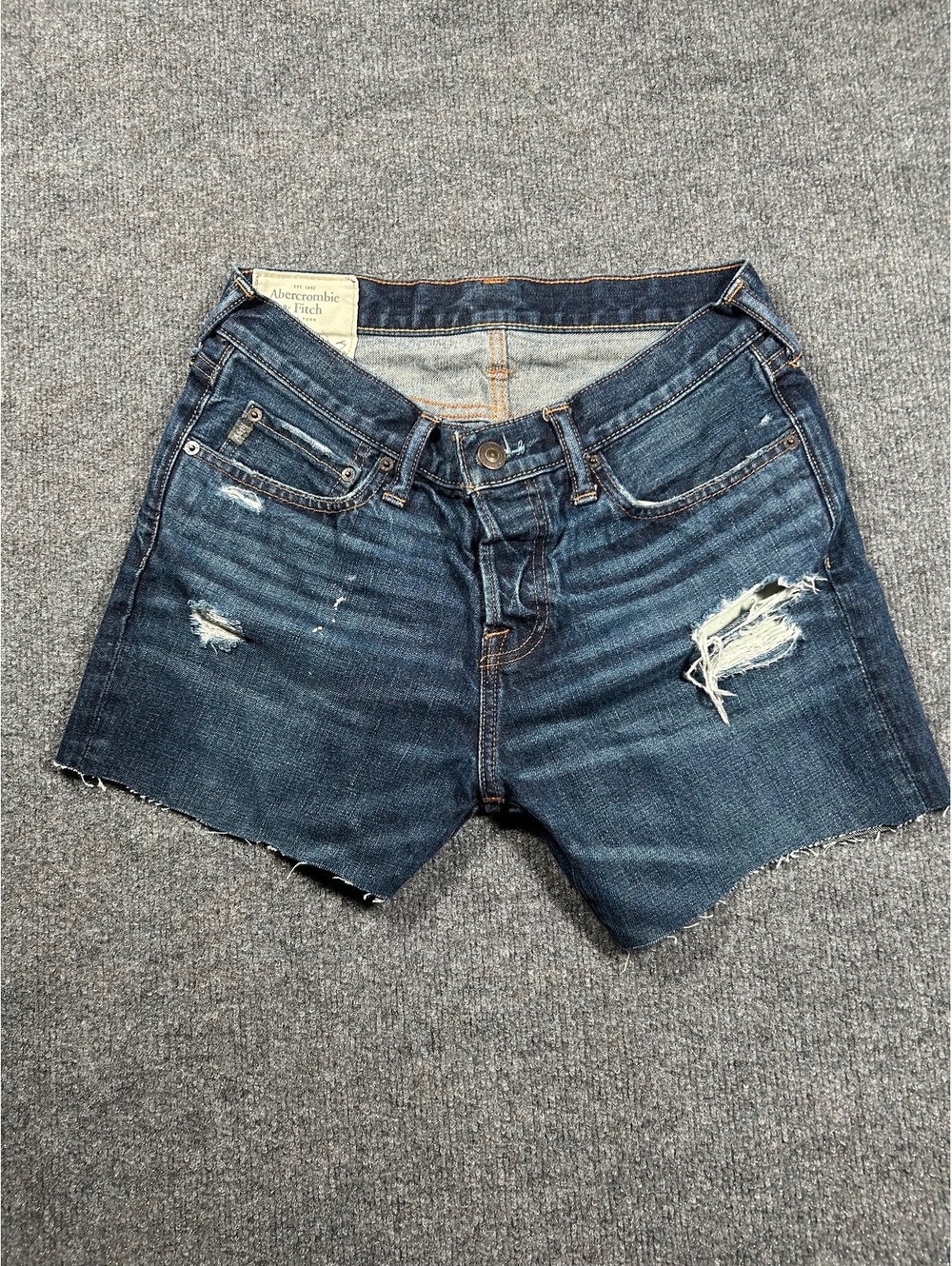 Abercrombie & Fitch Distressed Denim Shorts W31 L36